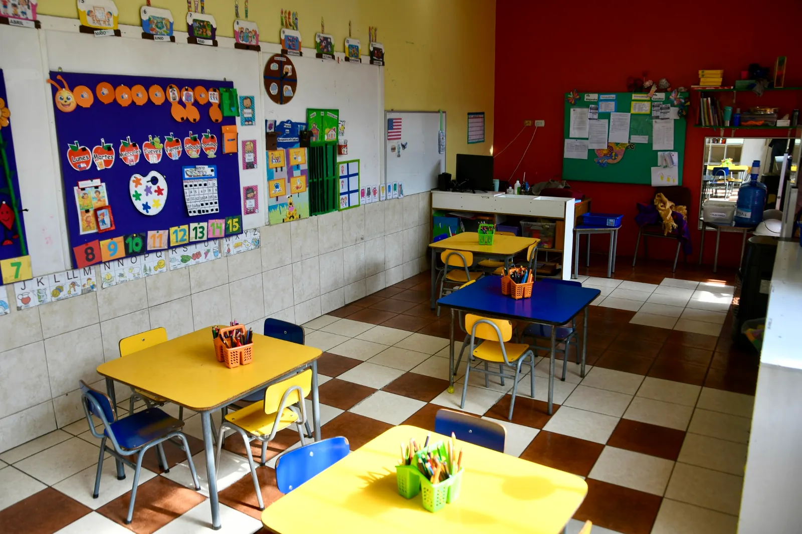 Sala de clases en Escuela de Lenguaje Magos Recoleta